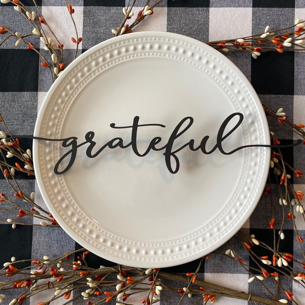 Set of 8 wood place settings words